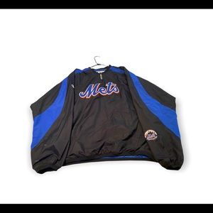 Pull over New York Mets jacket.